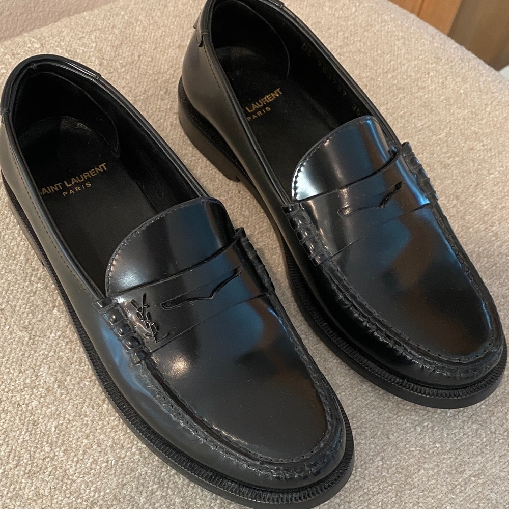 Yves Saint Laurent black leather penny loafers women size 35.5 (5.5)